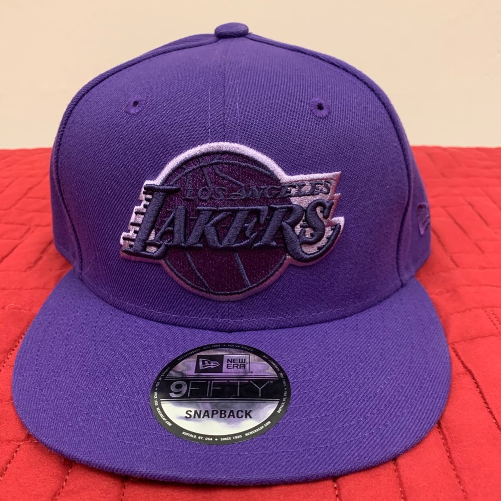 Los Angeles Lakers Purple SnapBack Cap OSFA NWT